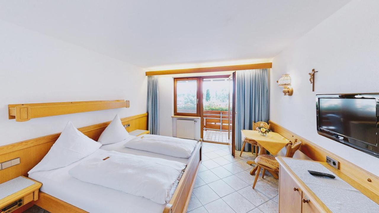 Hotel Haus Seehang Konstanz Ngoại thất bức ảnh